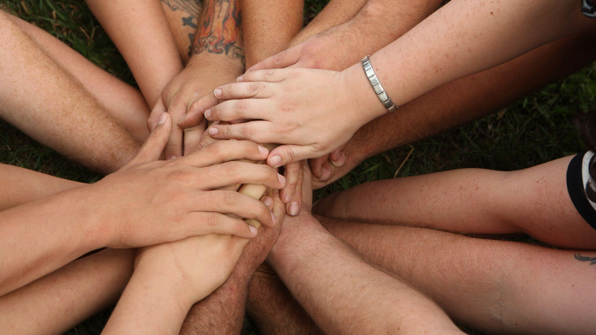 Tailoring the Youth Pastor Job Description for Your Church
