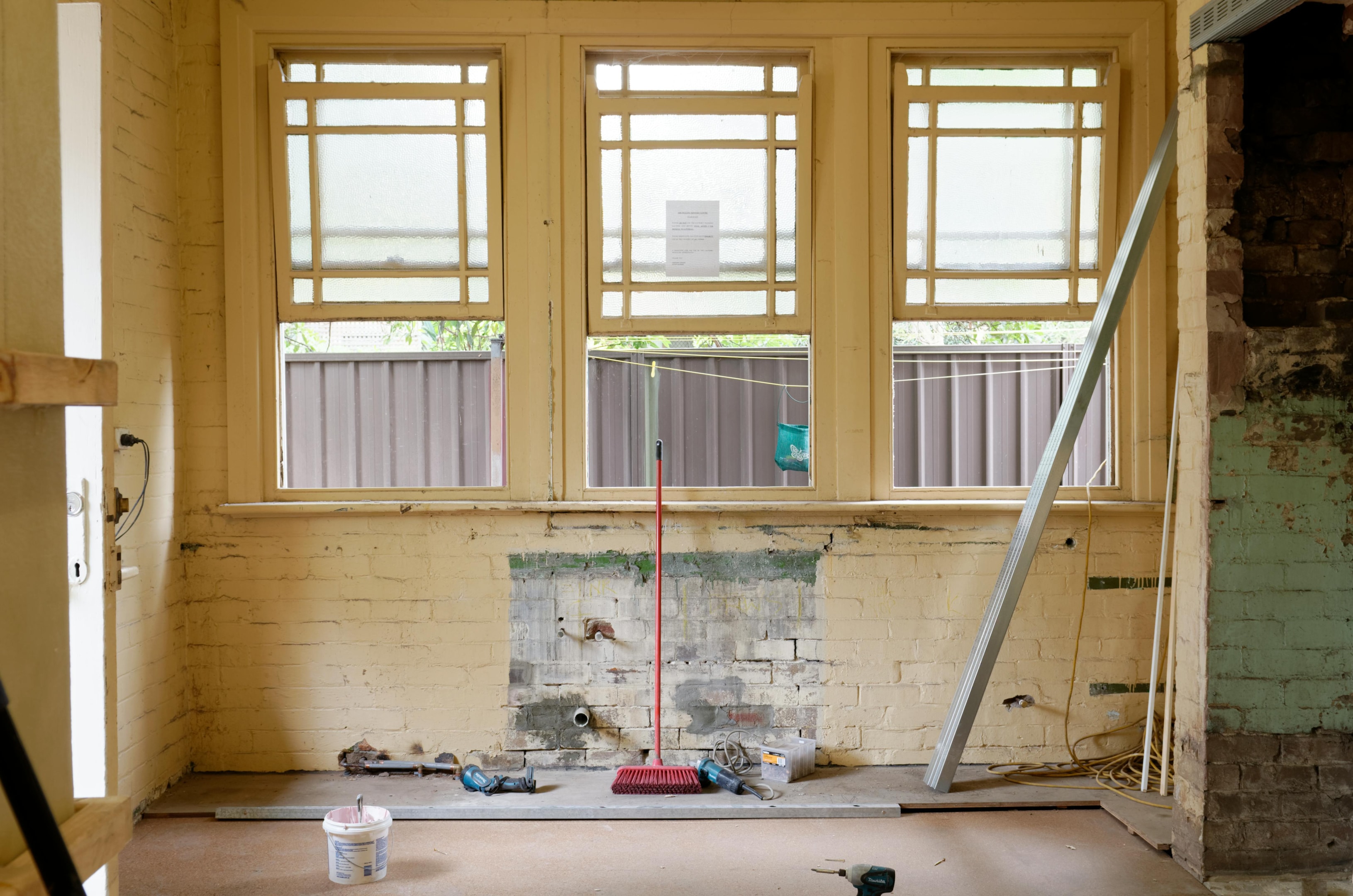 Flipping Houses During A Recession: A Smart Investor’s Survival Guide