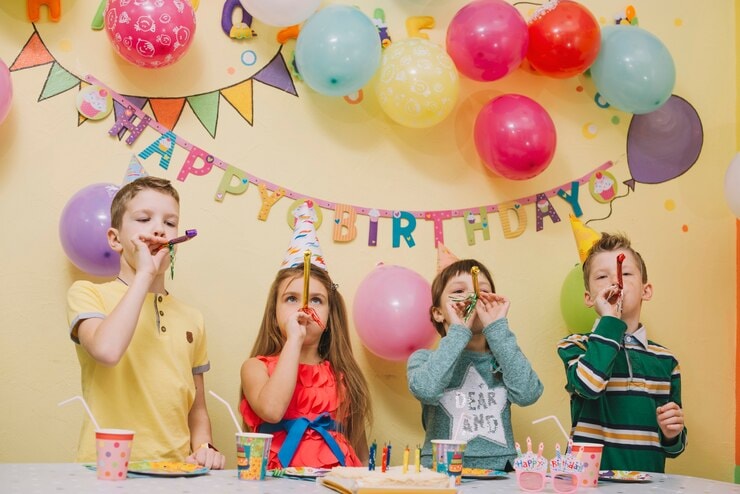 Kids celebrating a birthda party