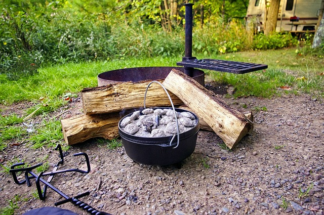 Campfire Dutch Oven  