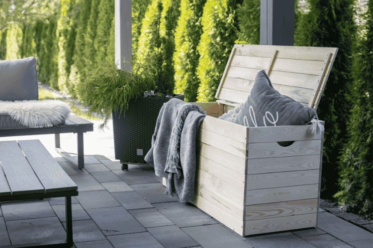 Duża skrzynia na balkon