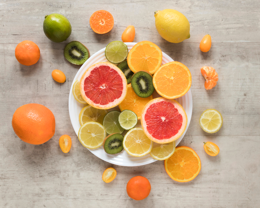 Frutas cítricas são alimentos fonte de vitamina C. Fonte da imagem: freepik.