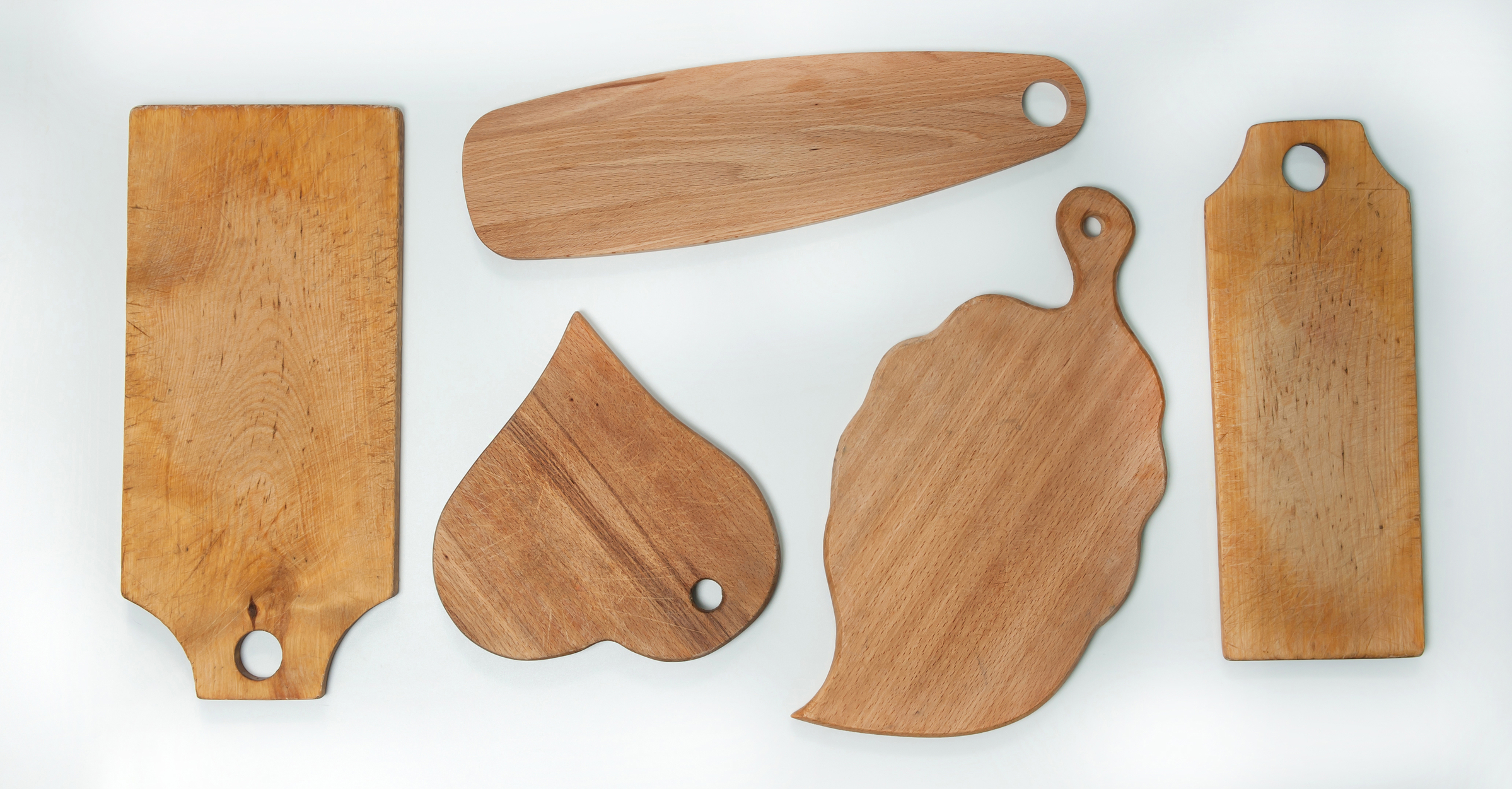 different shapes and sizes of cutting boards