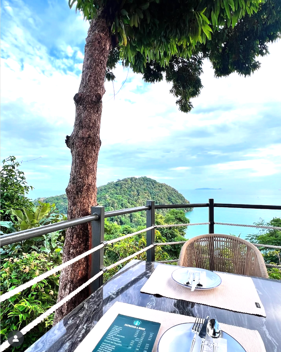 Café Hilltop par Senai Phuket