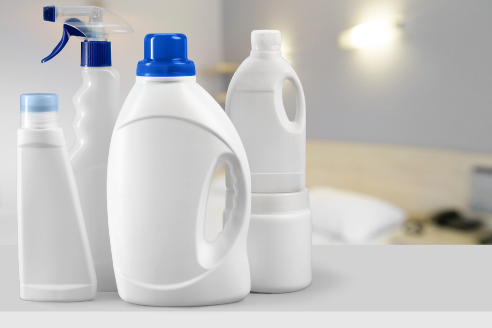 Grout cleaning products including bleach bottles and spray cleaner