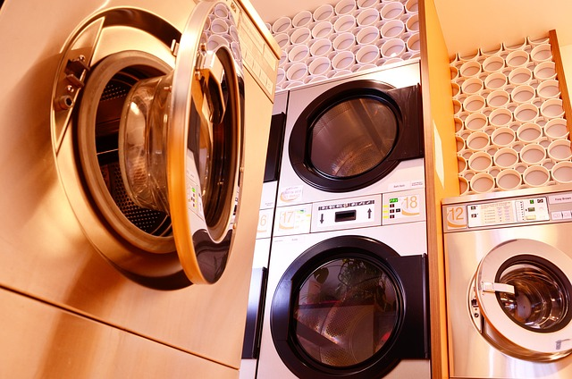 washing machine, dryer, laundromat