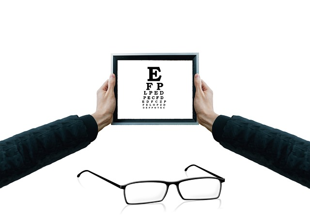 presbyopia, long-sightedness, focus