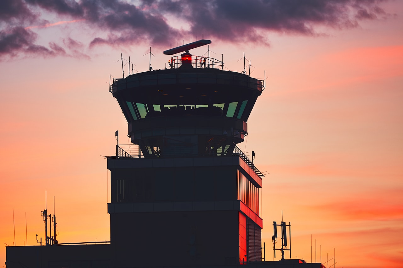 air traffic control tower