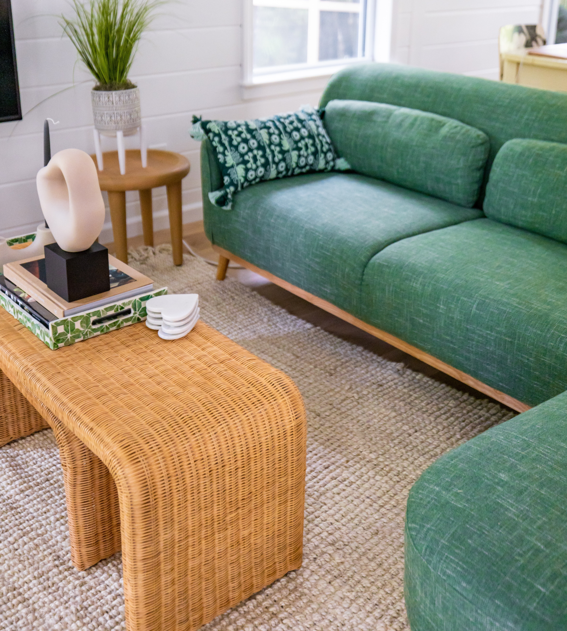 Image credit: https://www.pexels.com/photo/a-cozy-living-room-with-green-couch-12474787/