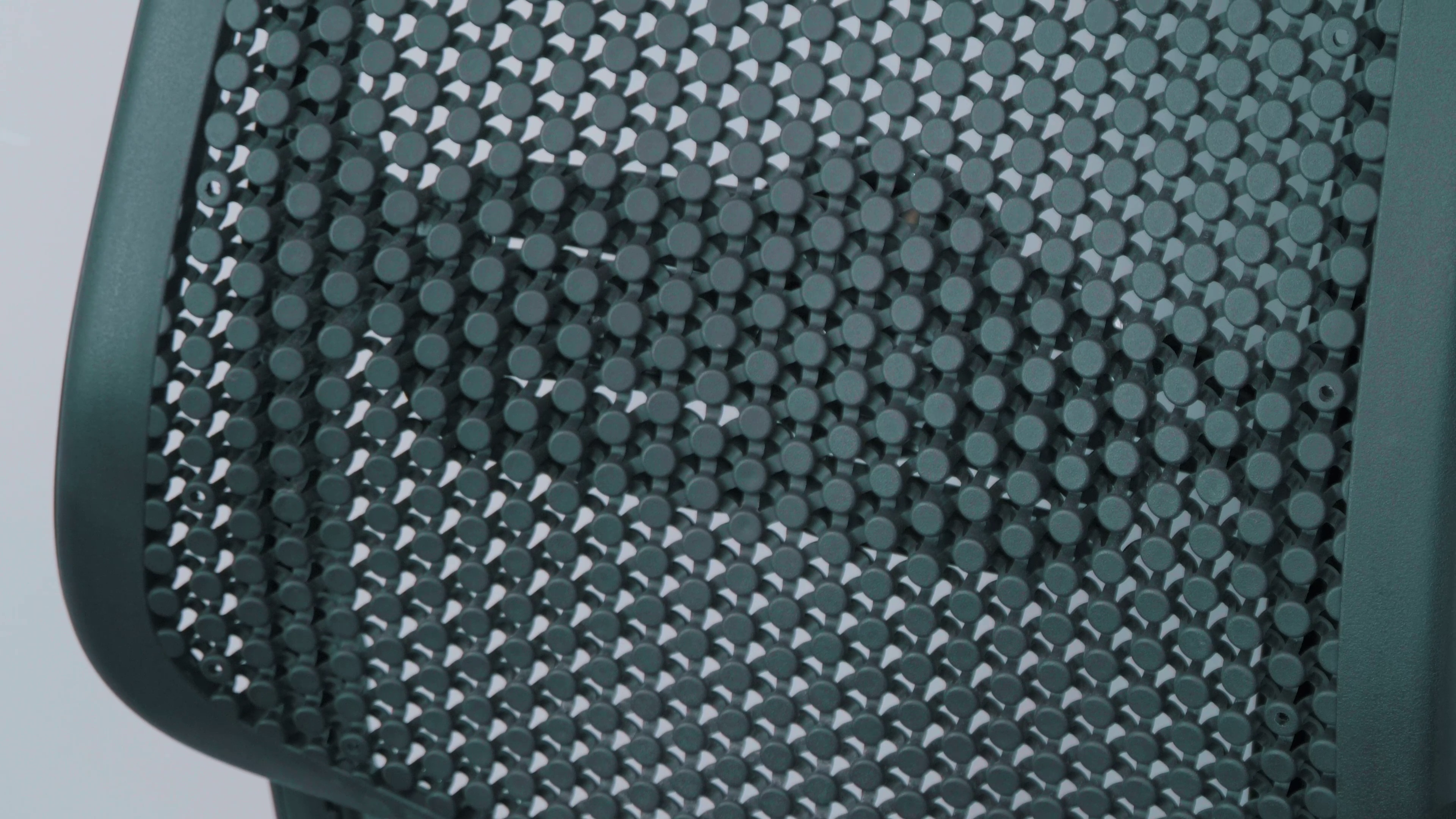 Herman Miller Celle – trwałość i ergonomia w praktyce pracy biurowej 2 Siatka w technologii Cellular. Źródło: Brastech