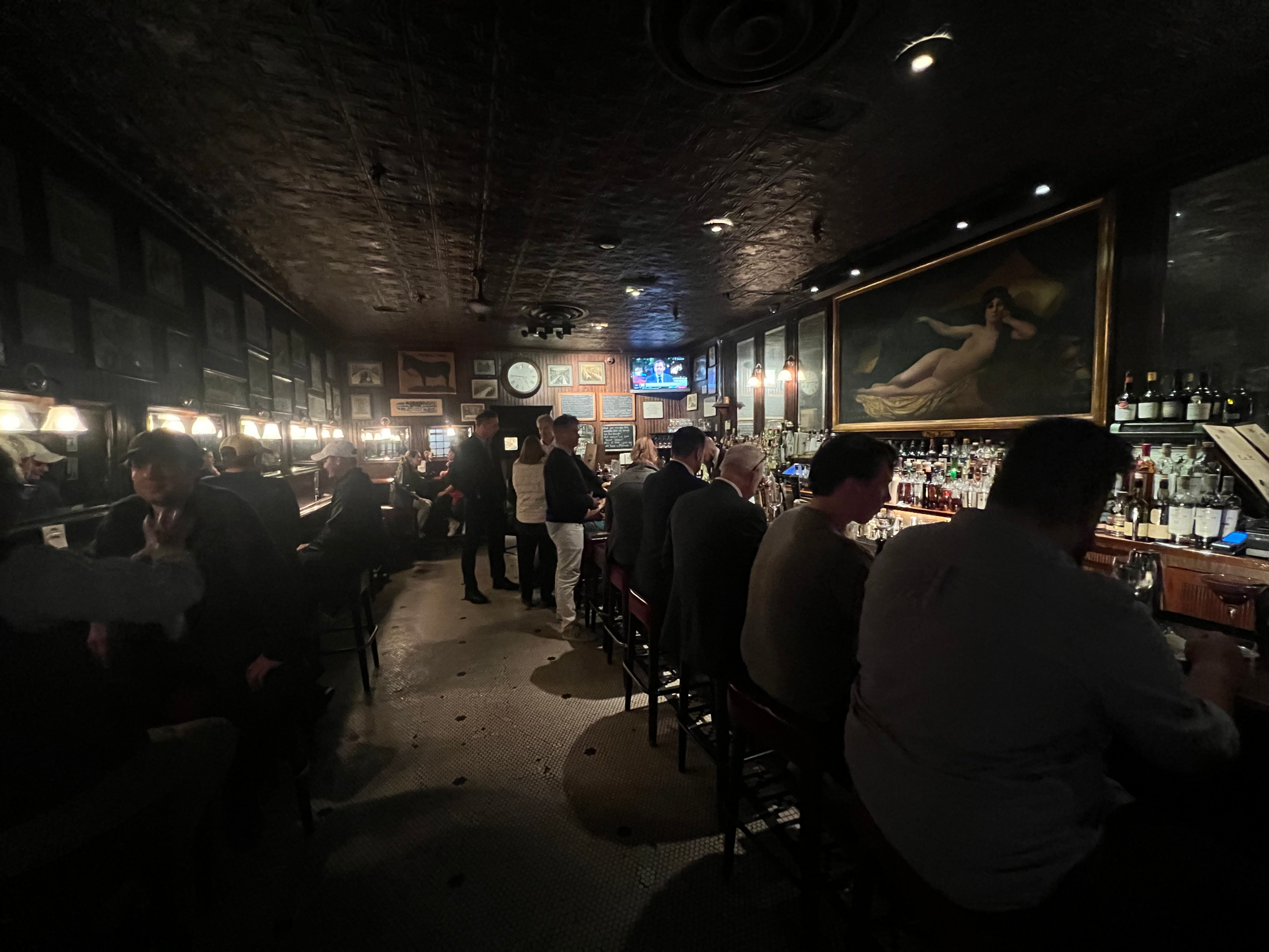 Keen's steakhouse bar