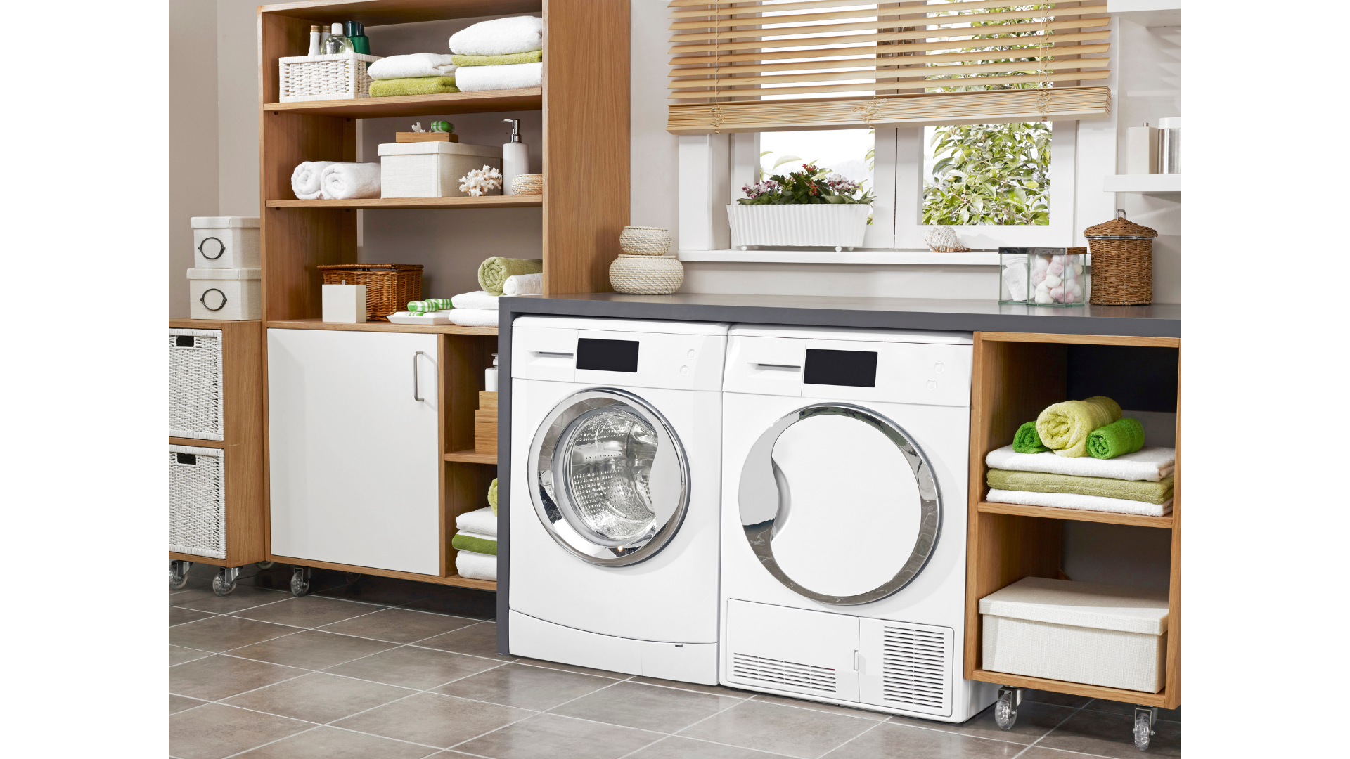 laundry room / washing machine and a tumble dryer