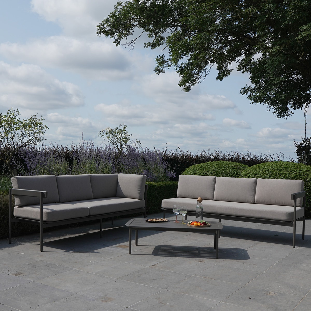 salon de jardin en aluminium pour véranda