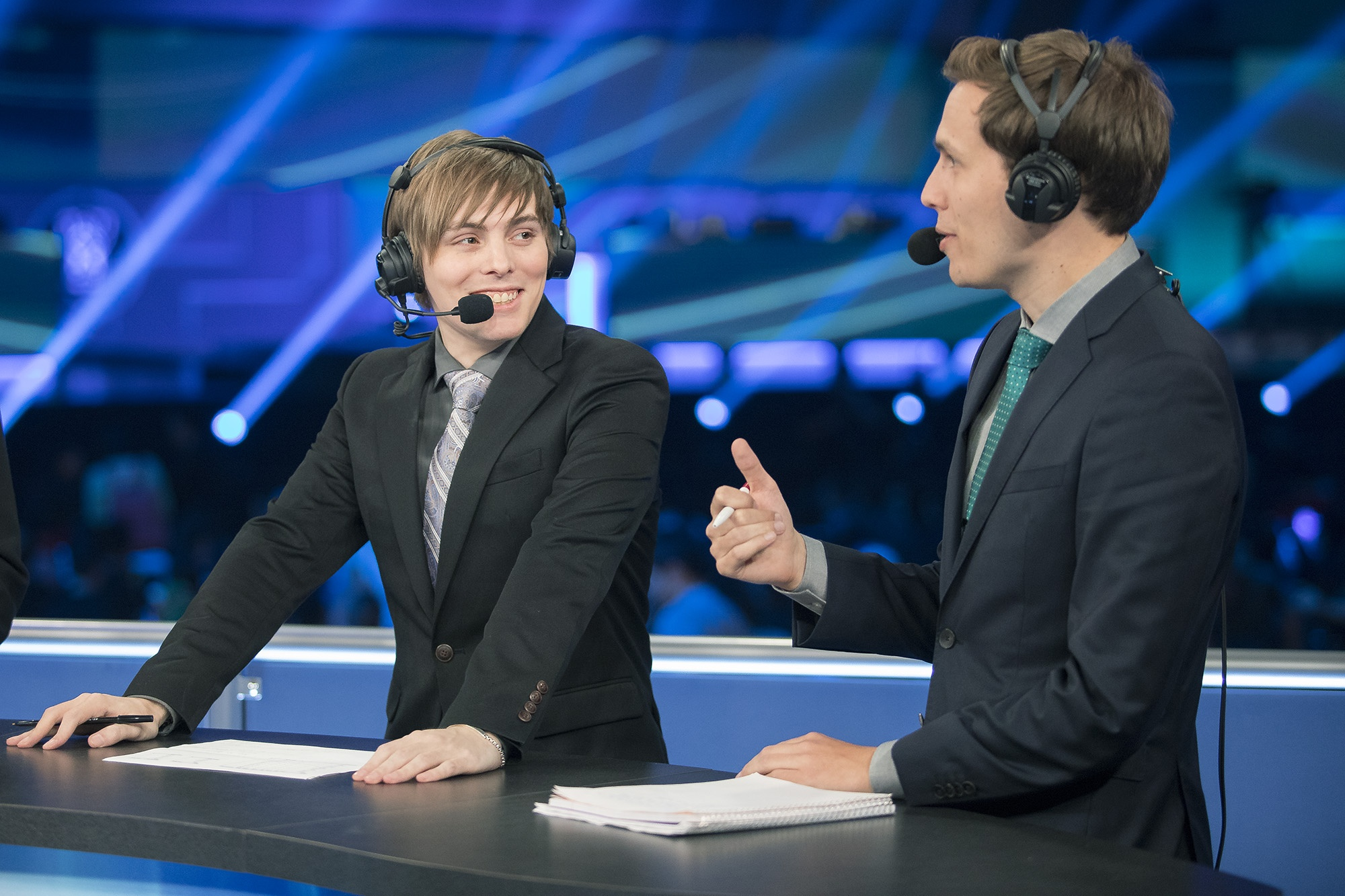 lcs broadcast team