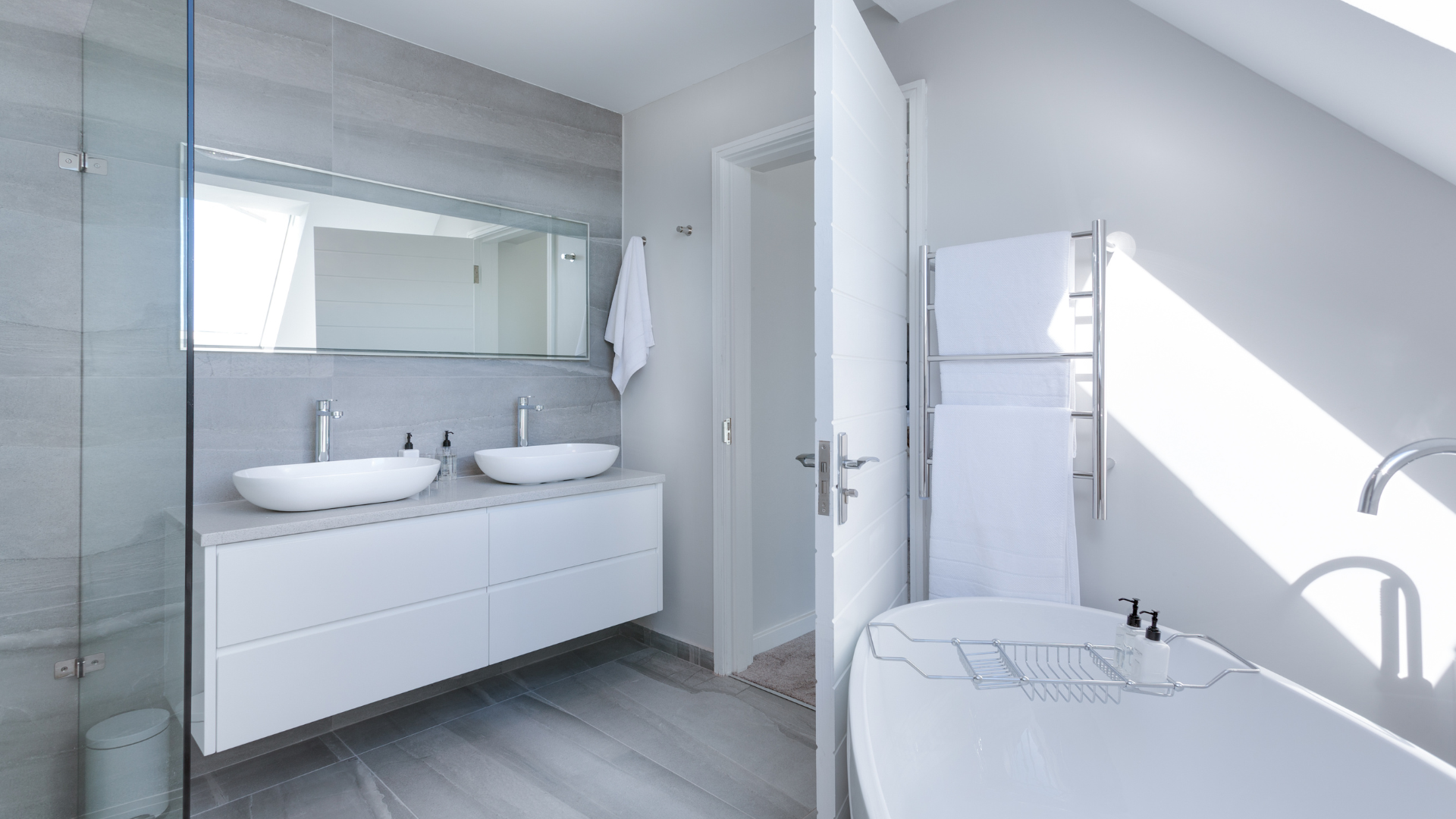 white and grey bathroom layout