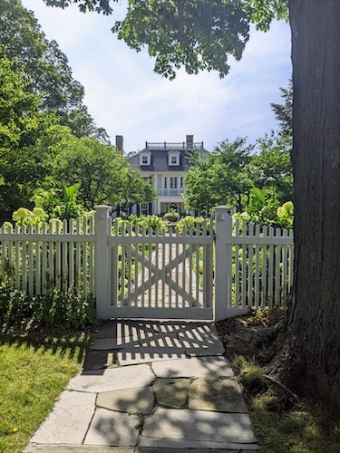 Ridgefield is well-worth stopping-in on the way to Litchfield County