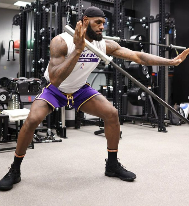 Instagram/Lakers