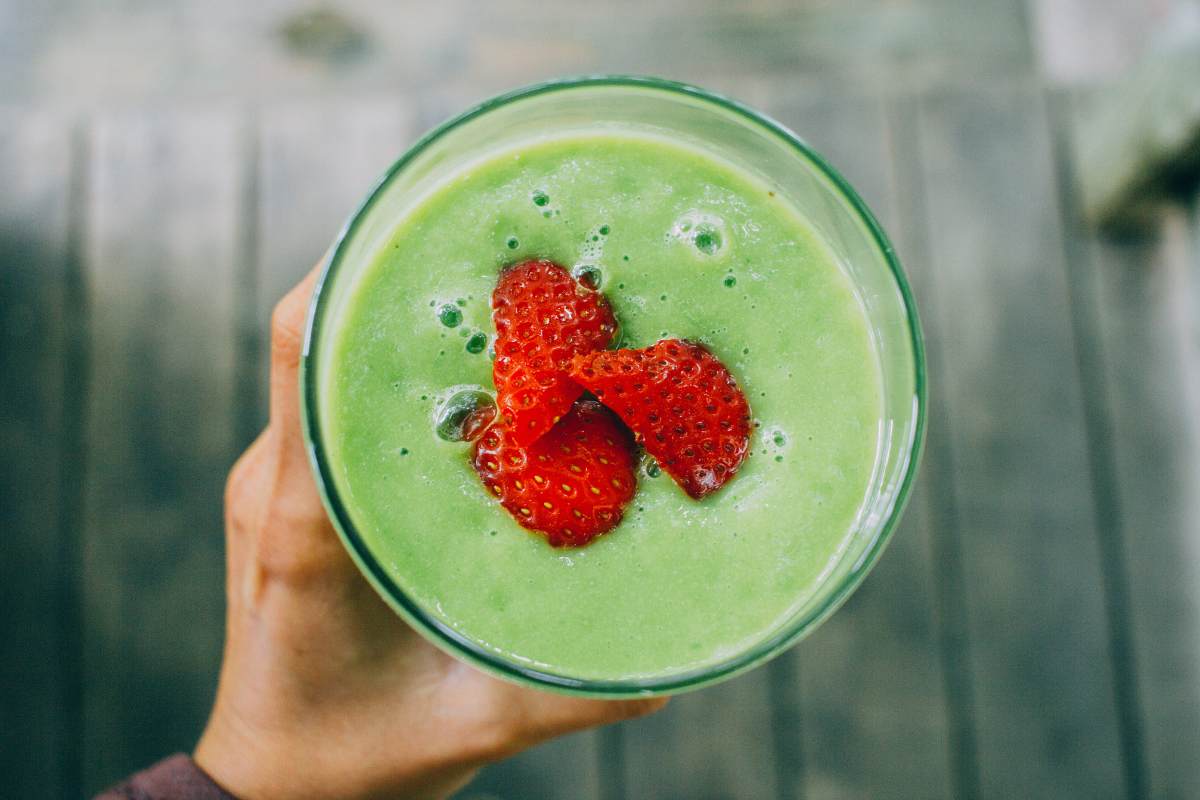 Avocado strawberry smoothie