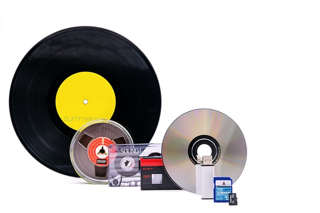 cassette, vinyl, cd