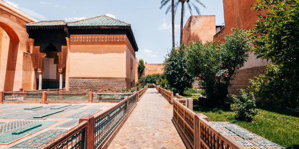 Les tombeaux Saadiens à Marrakech cachent une histoire et encore plus de choses.