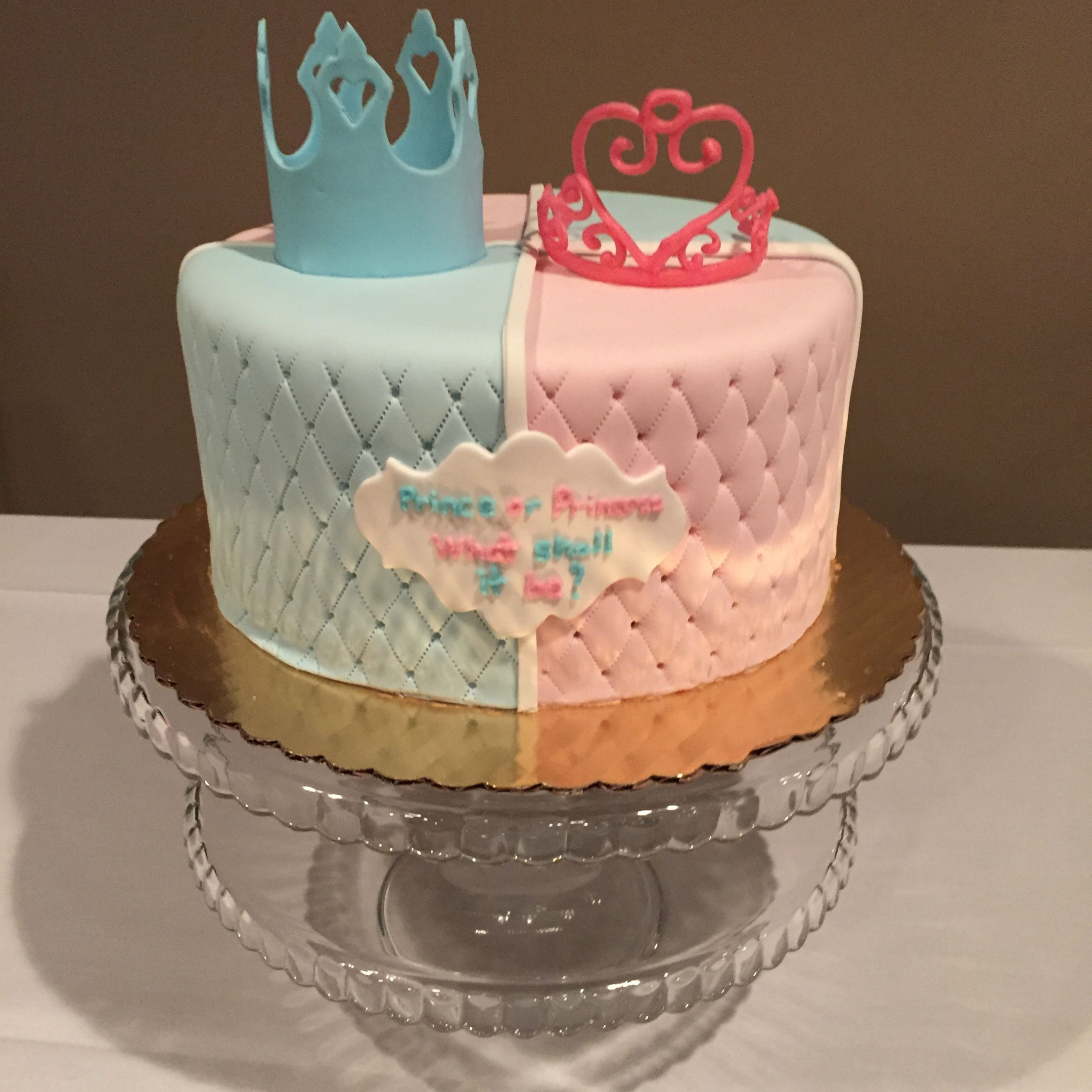 diy gender reveal ideas, cake. cool gender reveal ideas