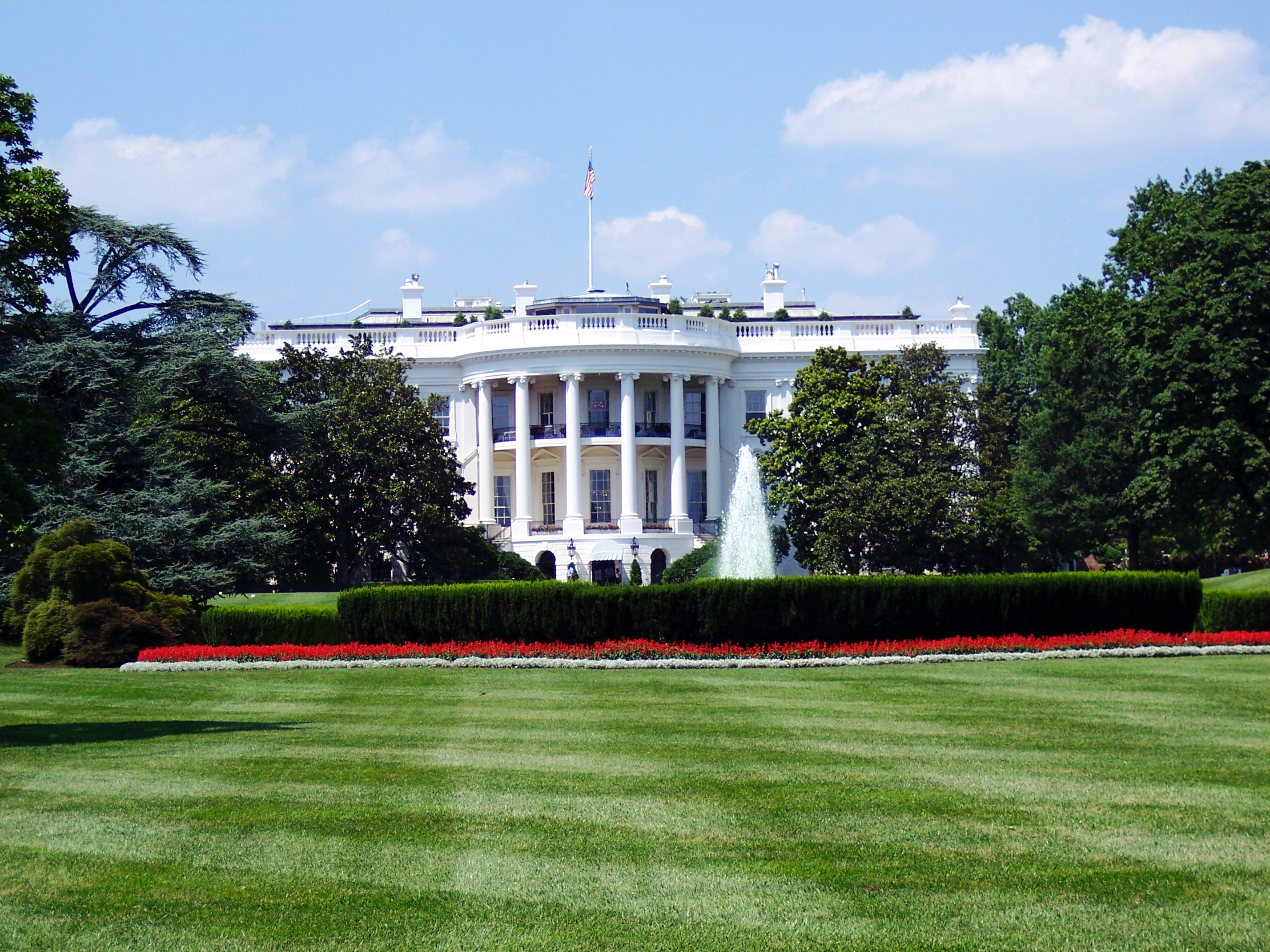 The White House is located in America's political capital | Photo by Aaron Kittredge from Pexels