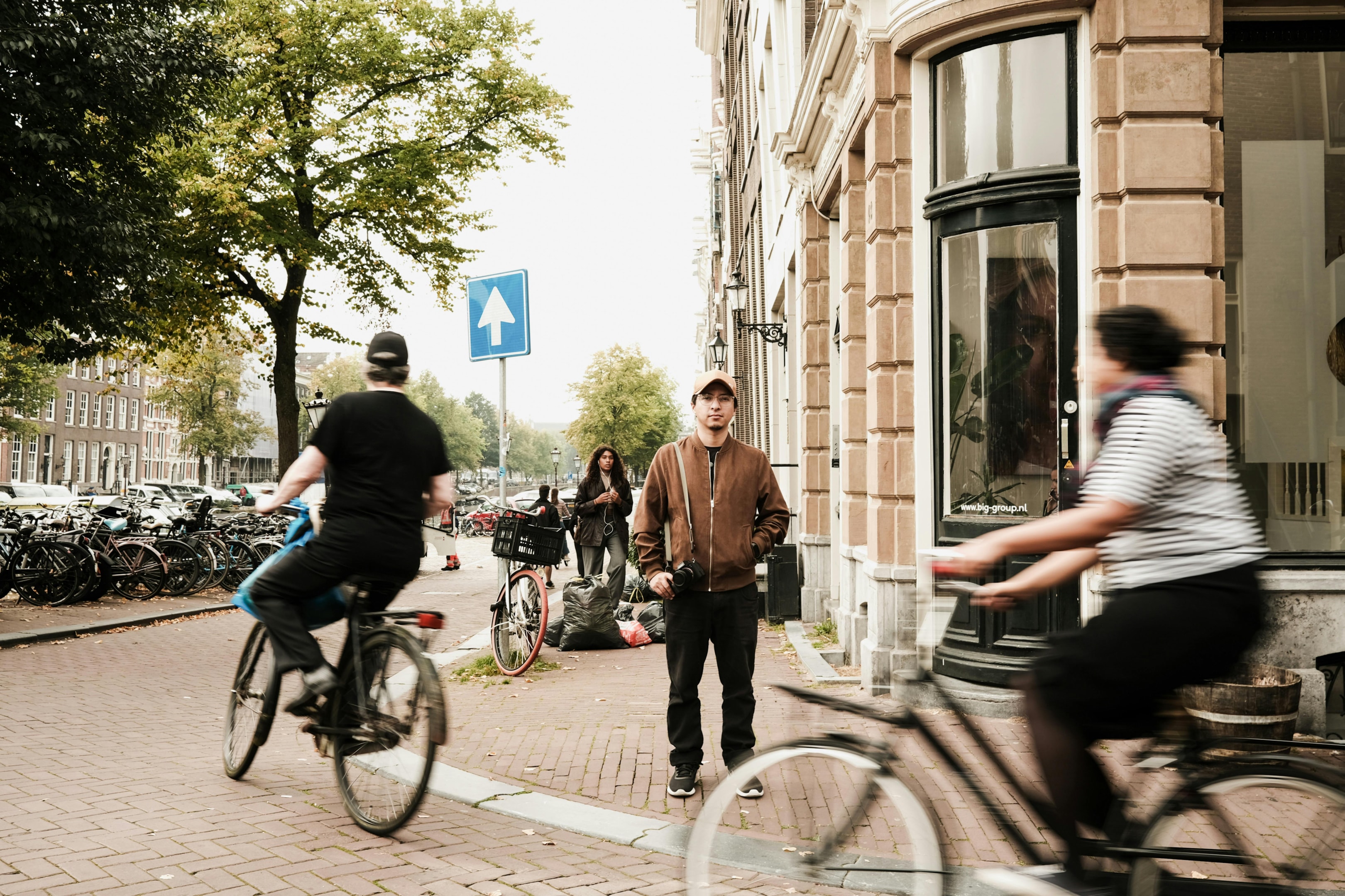 Een nieuwe elektrische fiets die klaar is voor registratie.