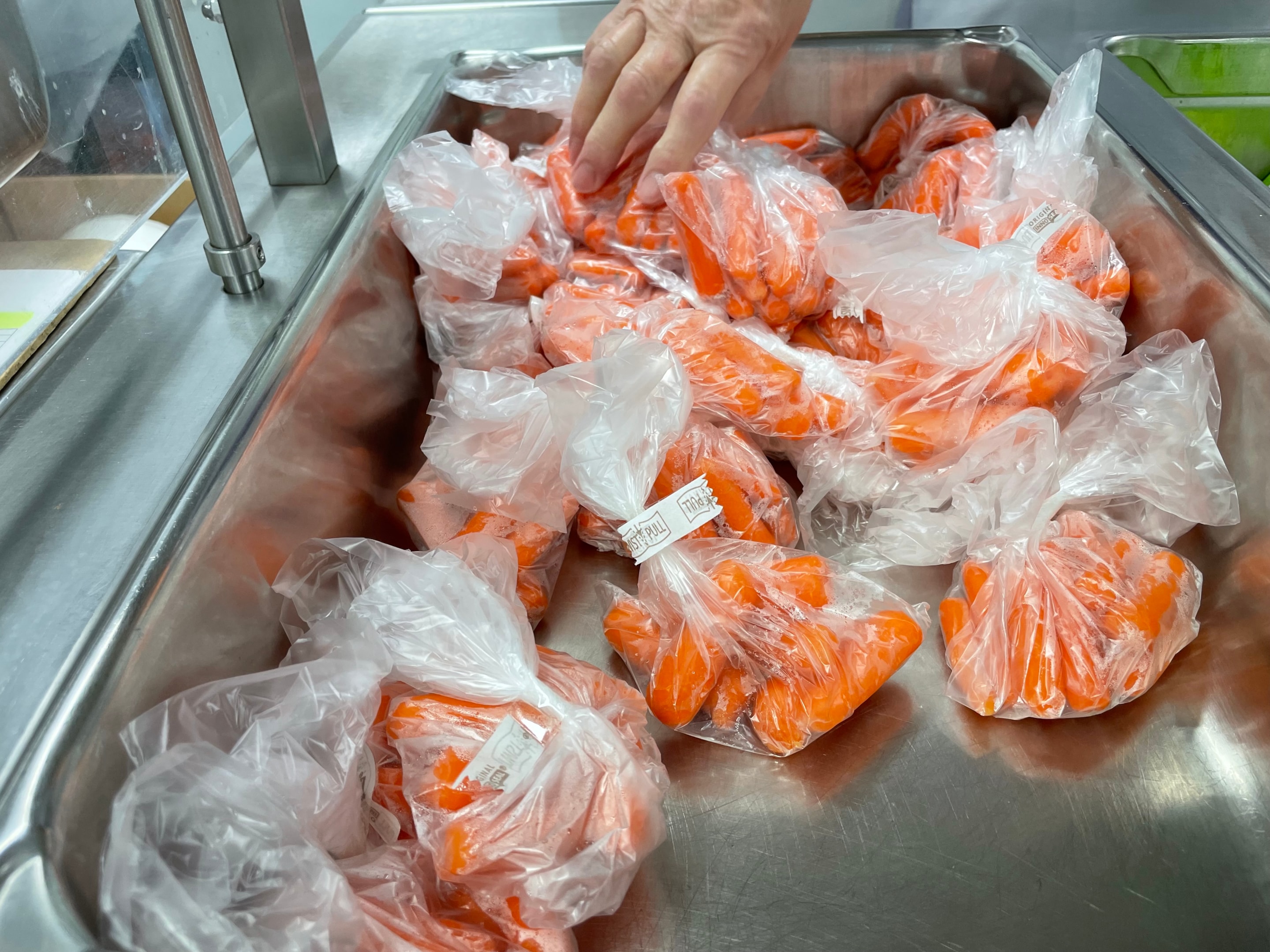 how to reduce food waste at schools