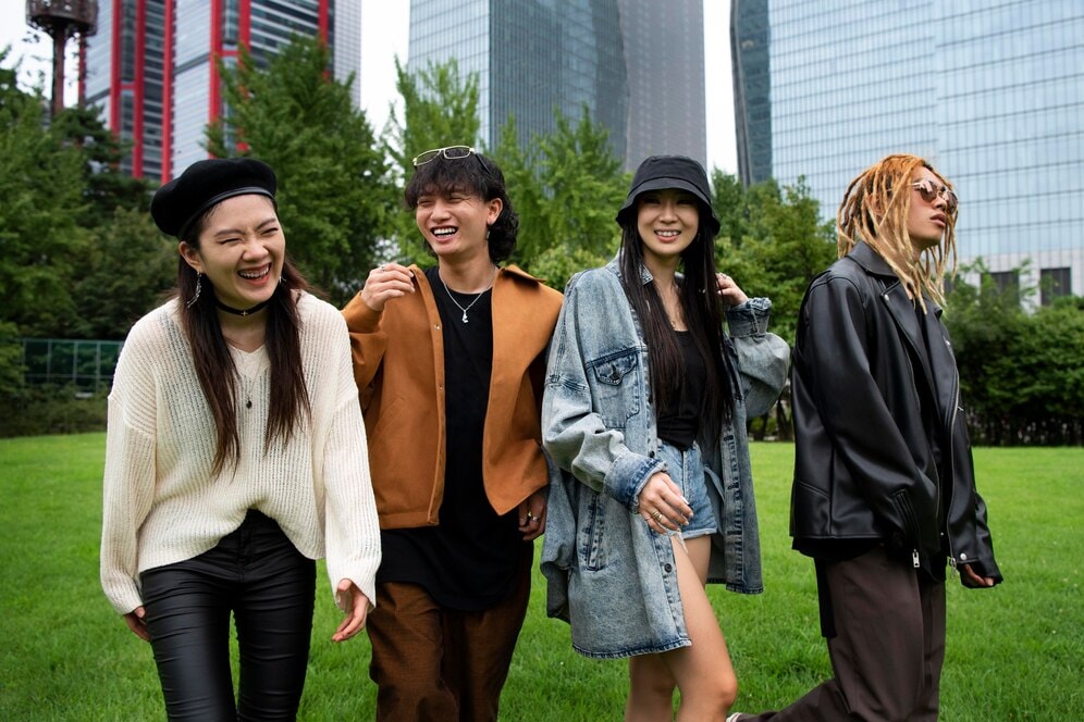 Friends wearing kpop aesthetics