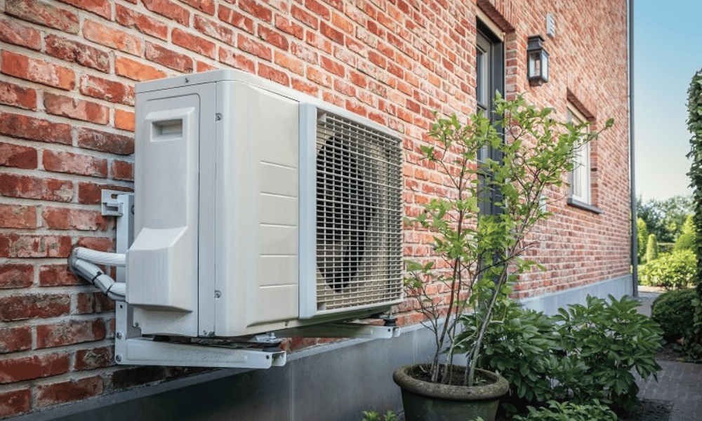Air source heat pump with outdoor unit and indoor unit