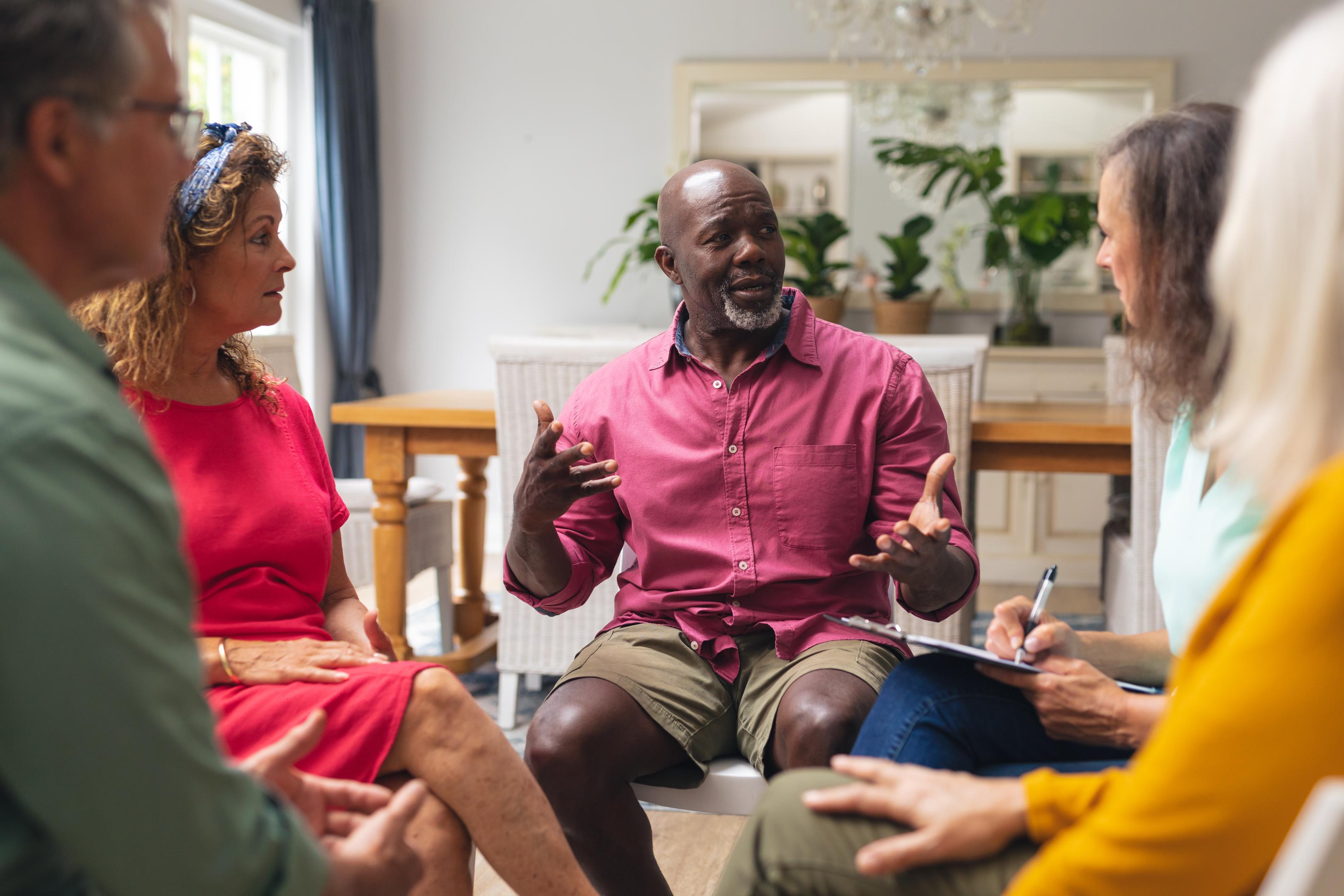 What happens in an intensive outpatient program? Group therapy plays an important role