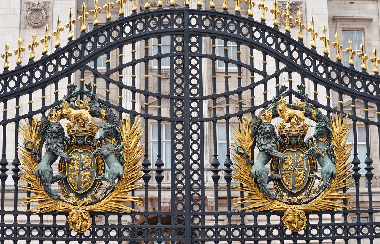 Buckingham Palace Gates as example of direct exporting local provenance into a new foreign market