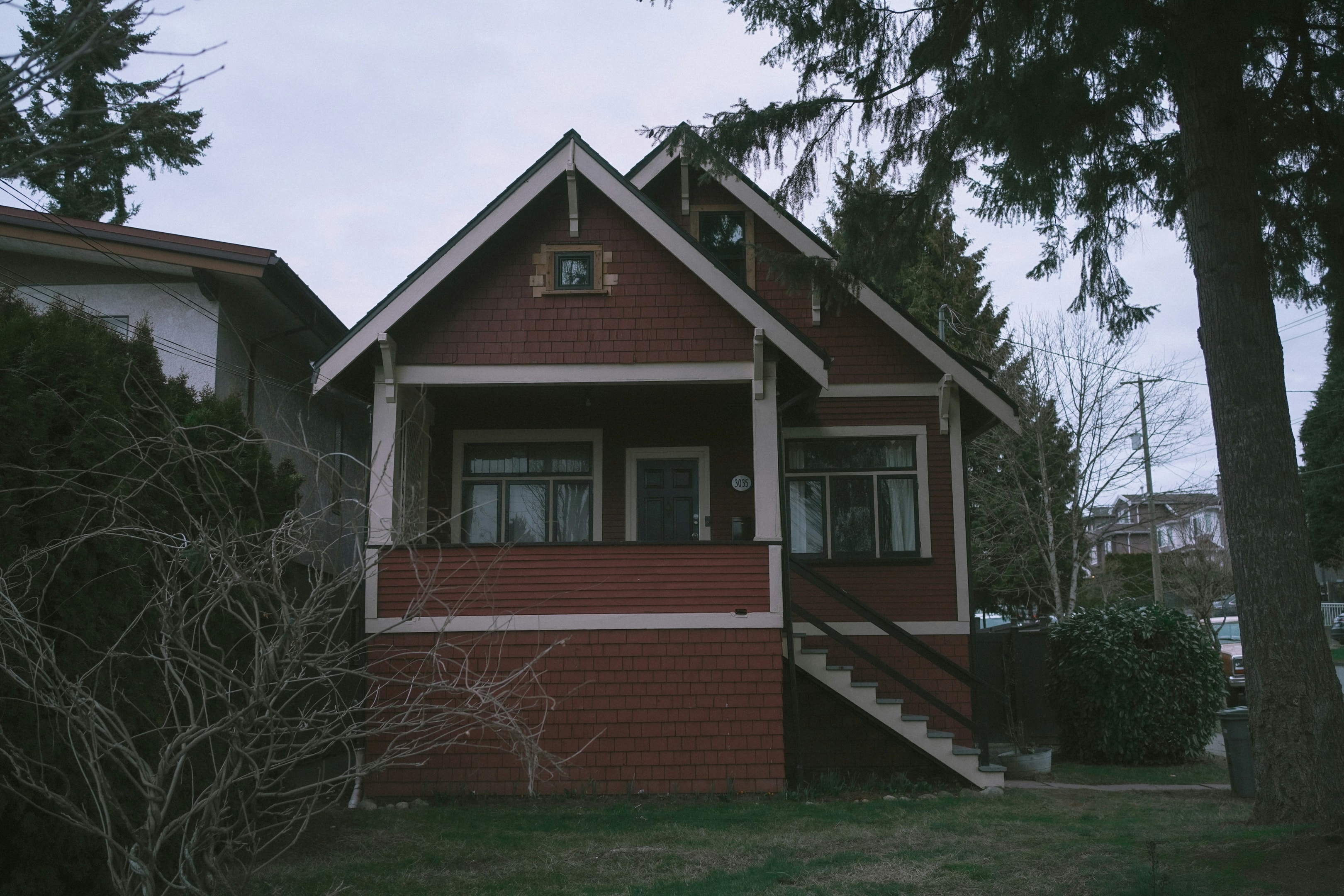 Common Title Issues in Real Estate - And How to Fix Them Before They Wreck Your Deal