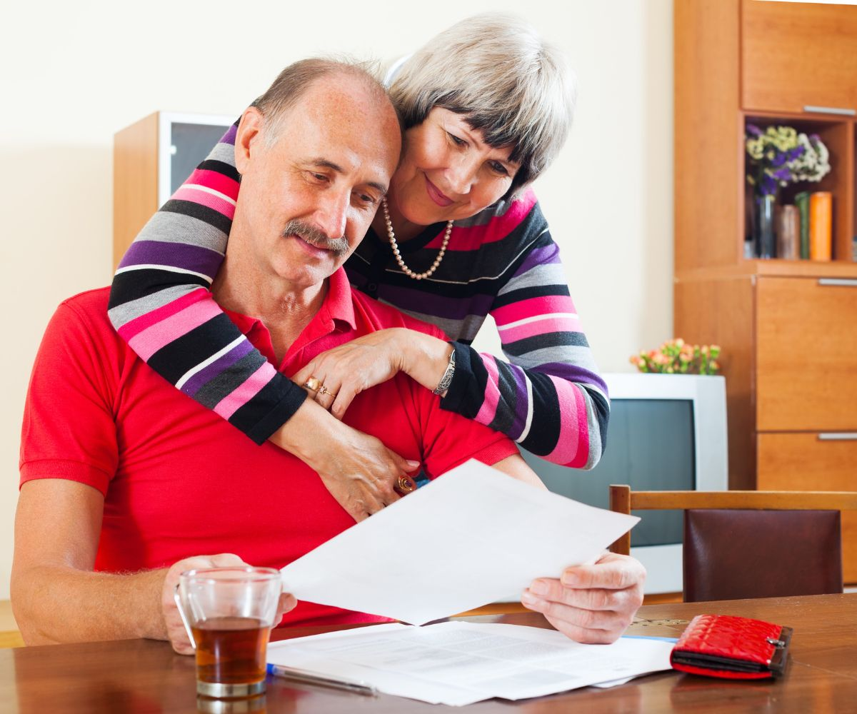 older couple looking at an estate plan