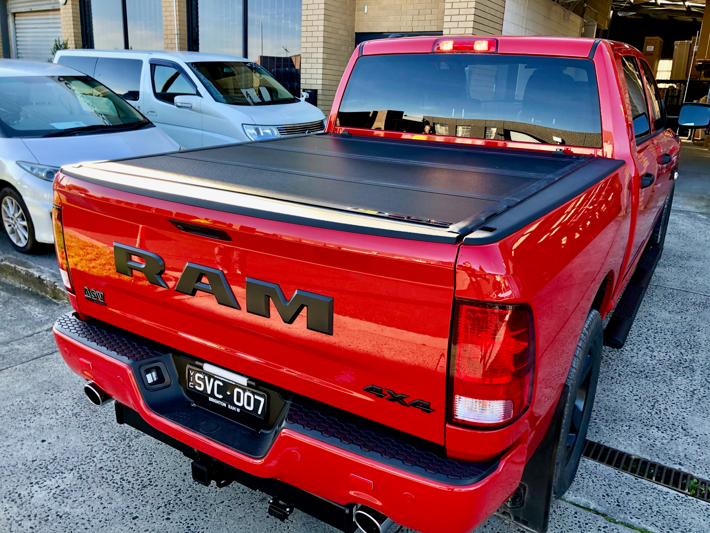 Illustration of the powerful engine of Ram 1500