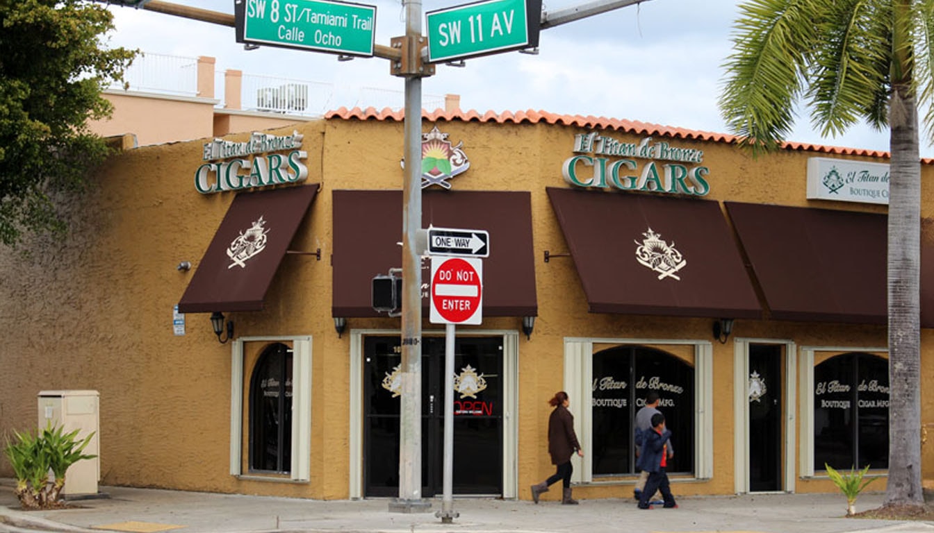 The family behind the El Titan de Bronze cigars.