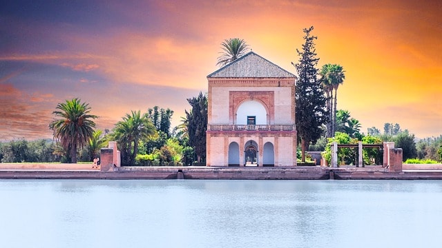 menara gardens, pavilion, lake