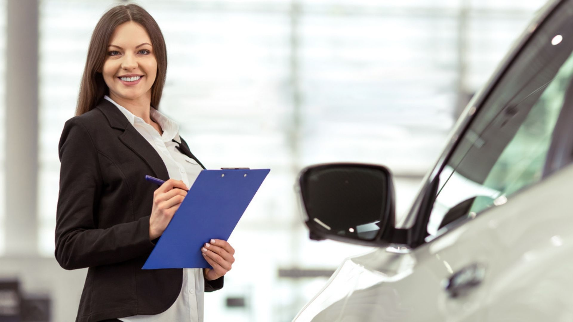 What is the Difference Between Van Finance and Owning a Van?