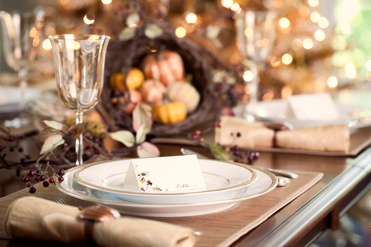 Friendsgiving table set with placecards. 