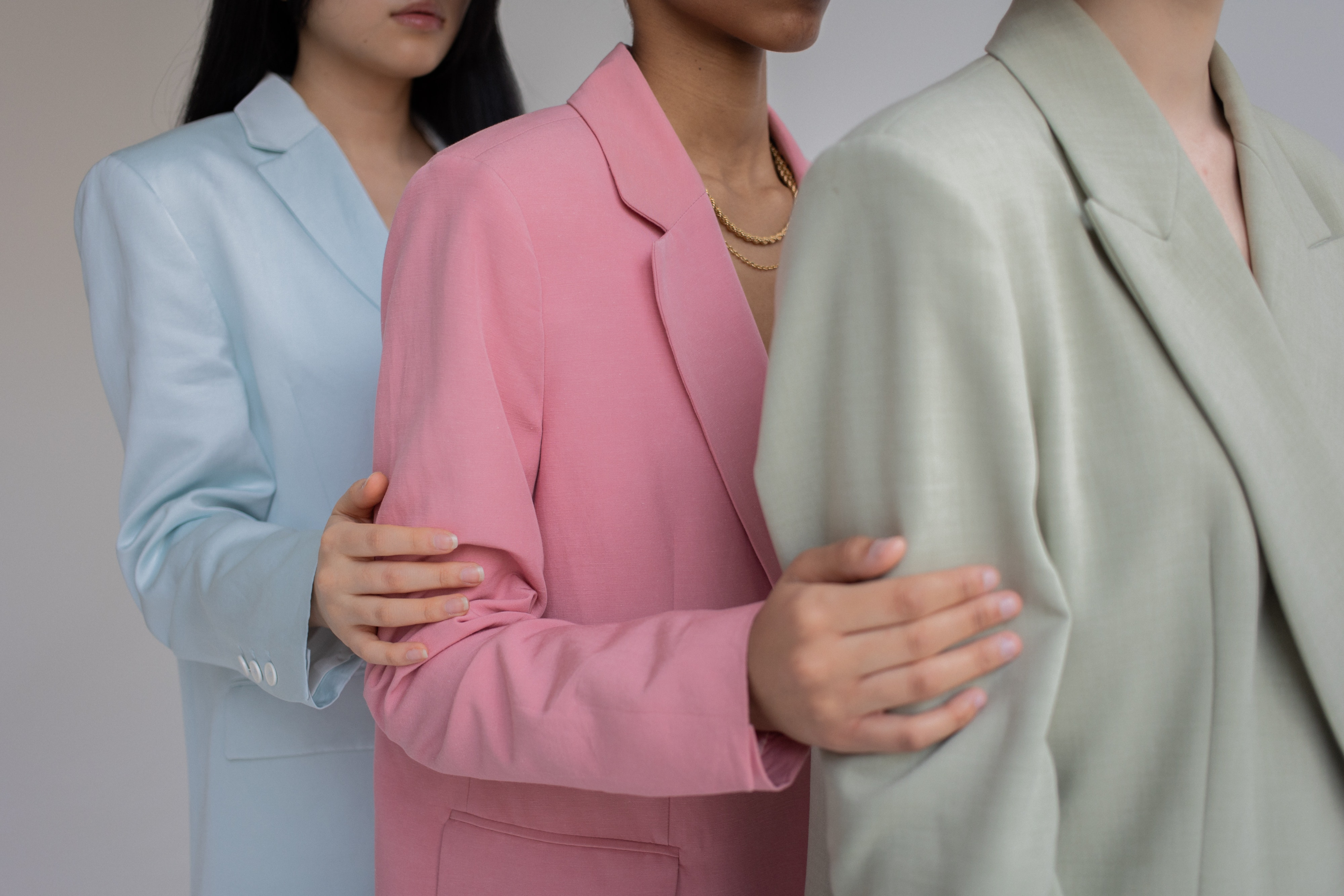 Pastel-colored blazers for women 