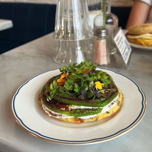 homemade cakes in the french capital