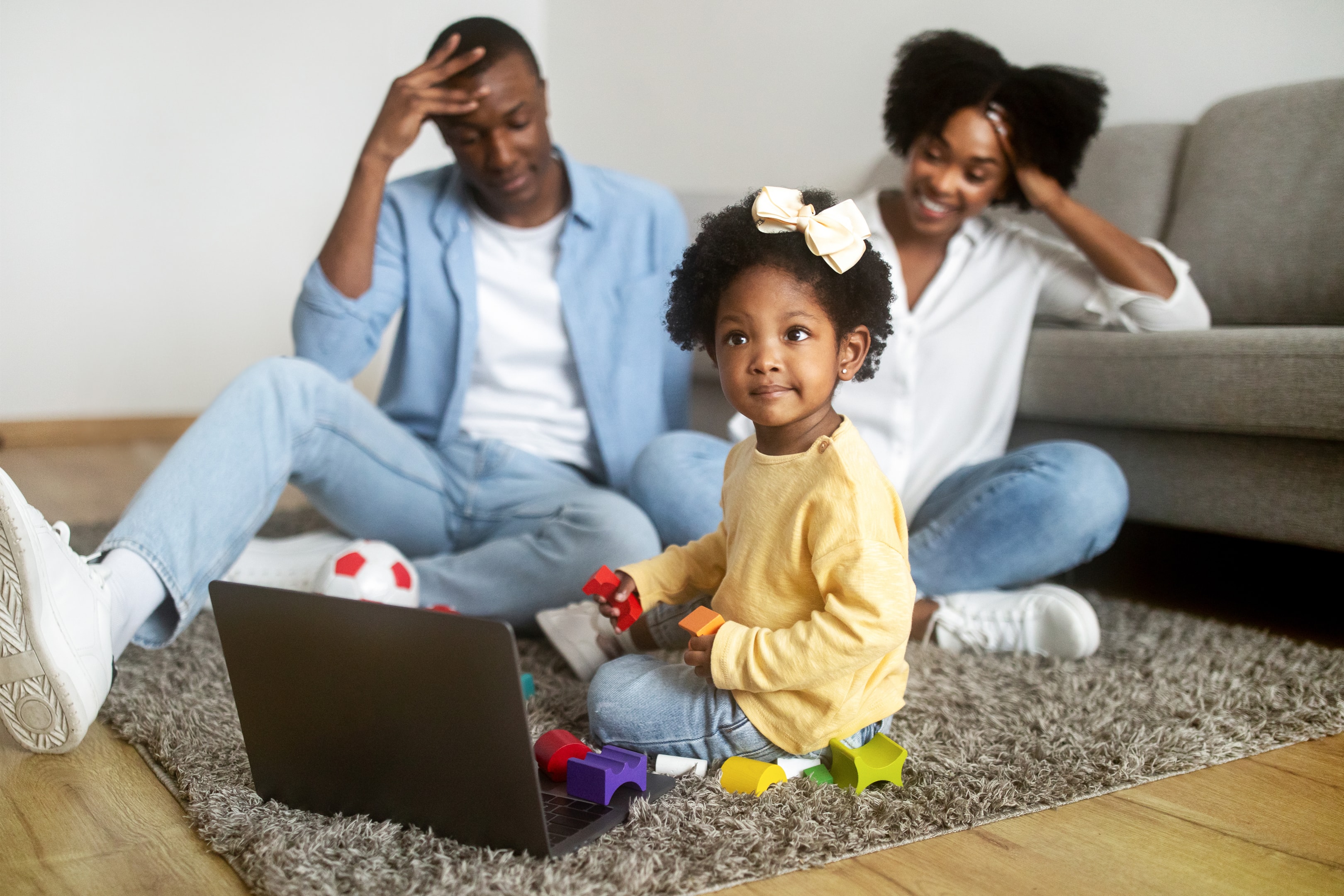 Image of Manhattan apartment living challenges for families with parenting conflicts and school pressure.