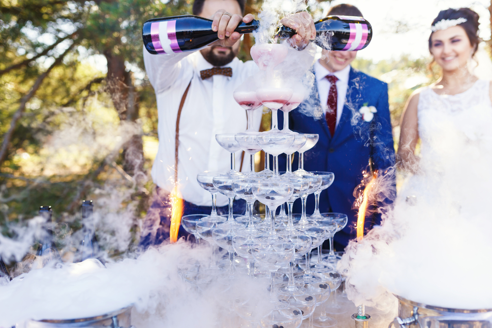Why Mobile Bar Hire Are Ideal for Weddings? -