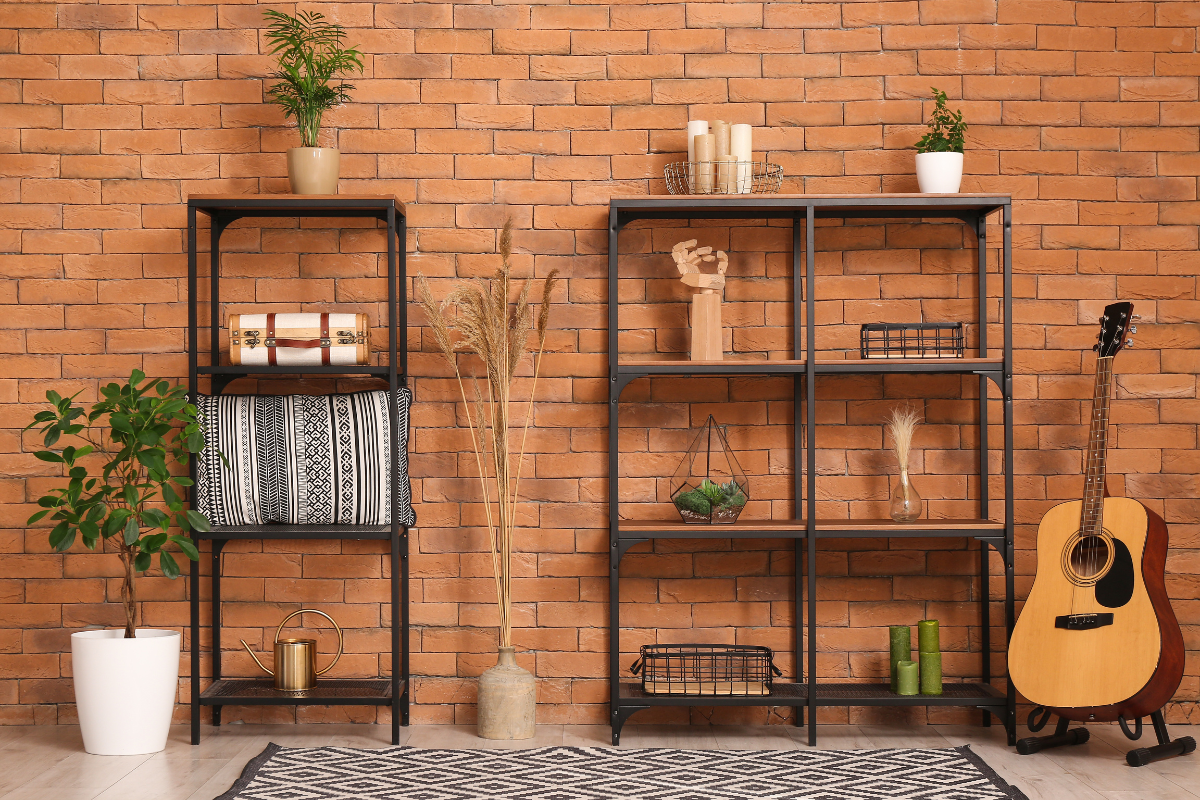 Built-in shelving unit