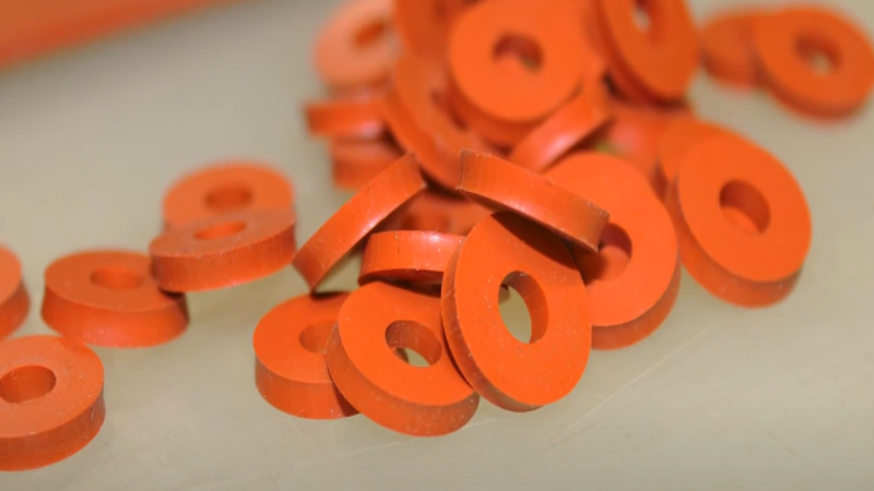 Rubber washers produced through die cutting