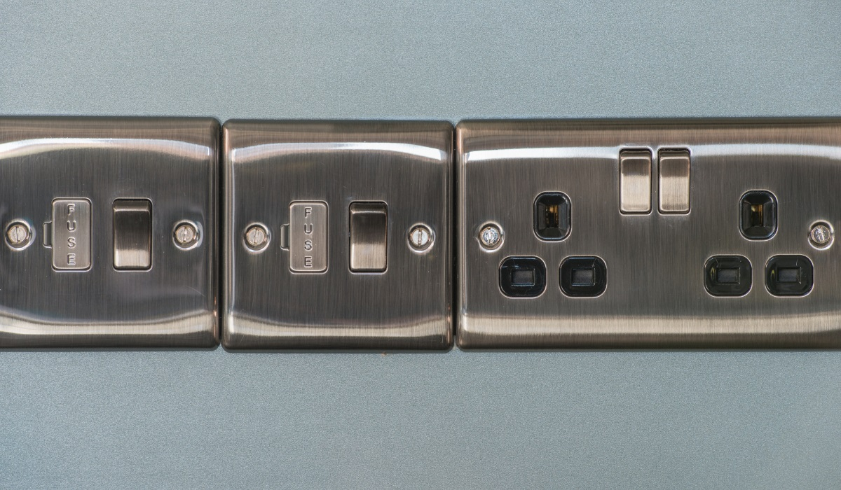 Plug socket covers - chrome switches - vat 