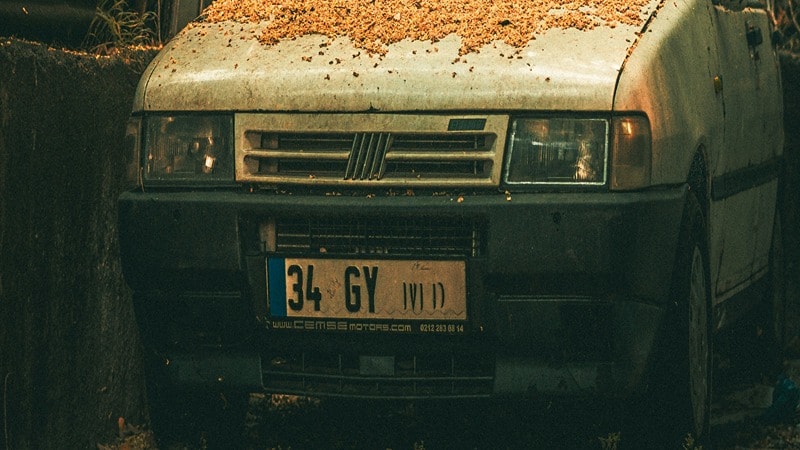 Dirt Buildup in Car Headlights 