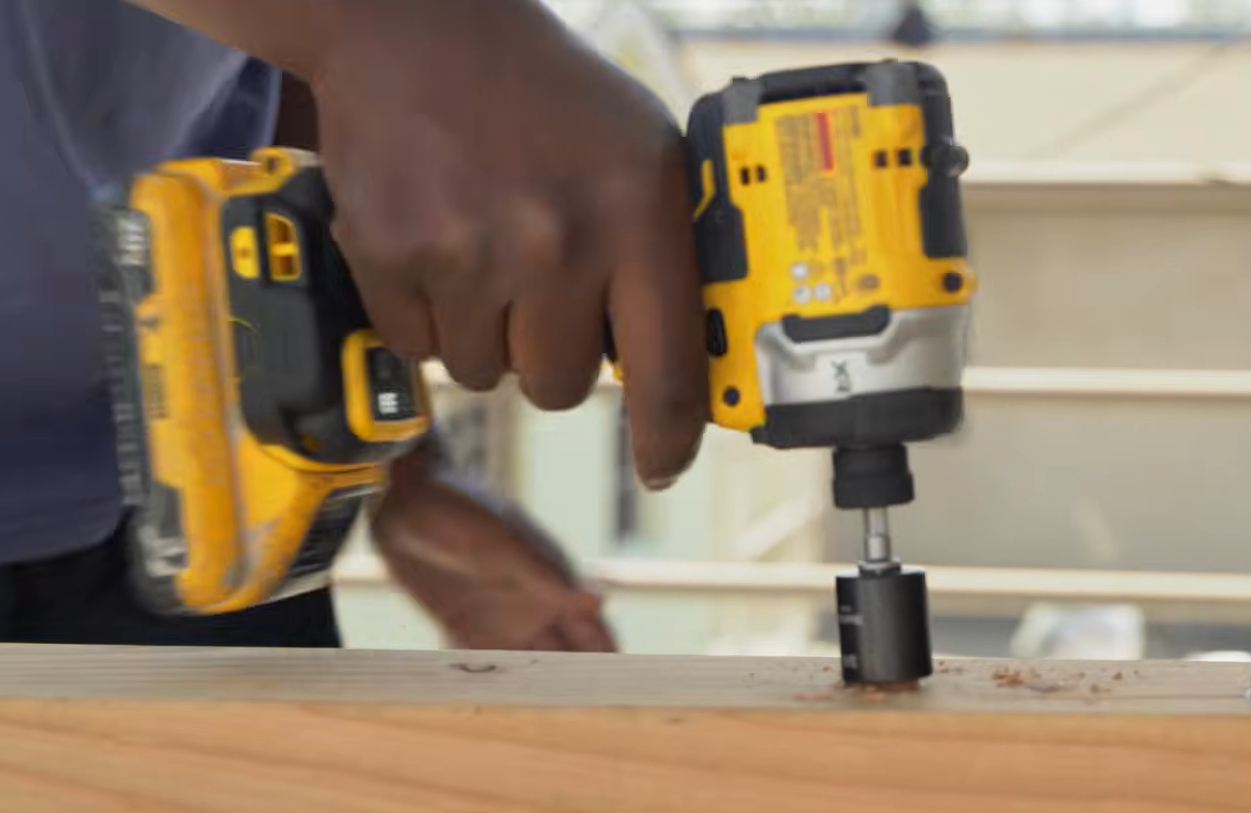 lag bolt test of the dewalt impact driver