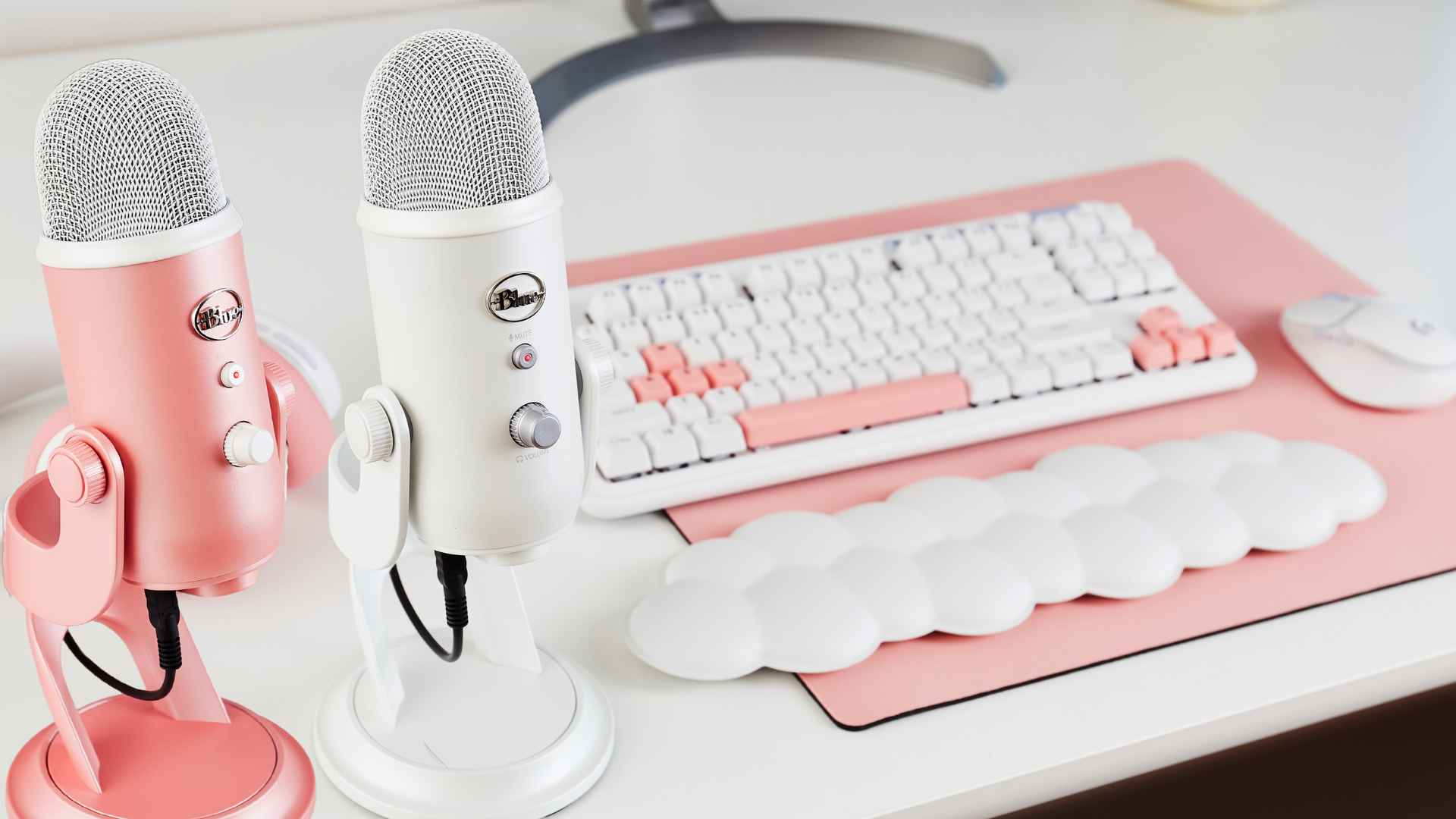 Blue Yeti Aurora collection