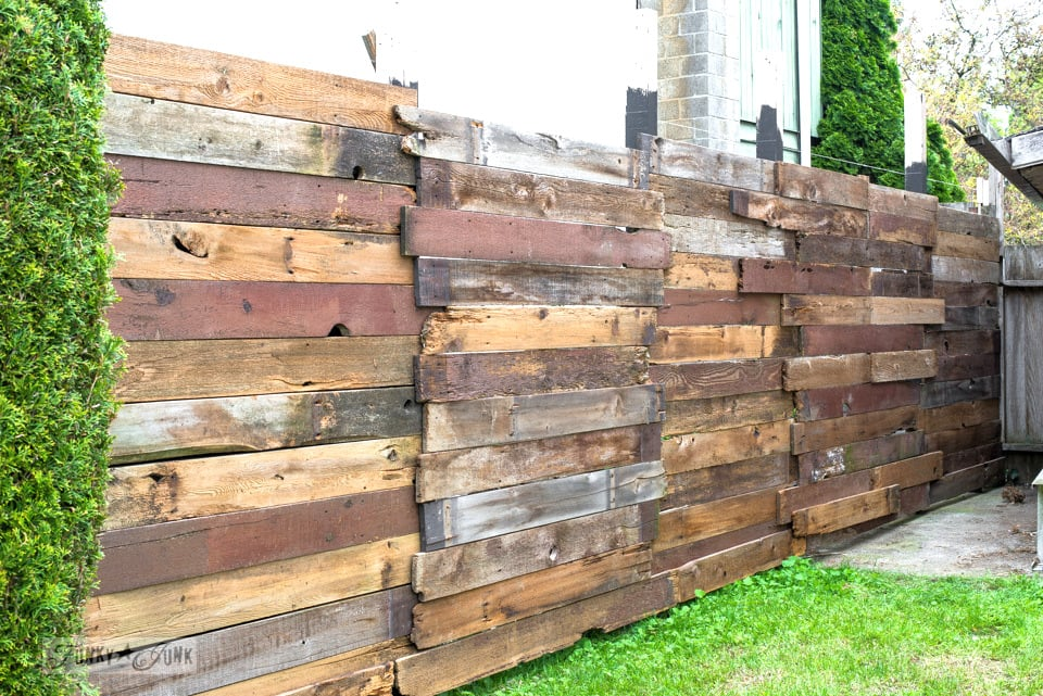  Horizontal Recycled Fence